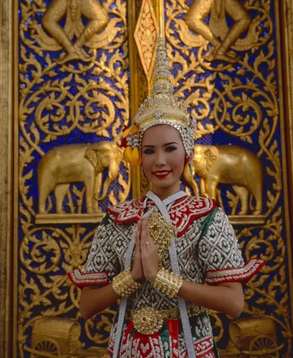 Framed Print : Portrait of dancer in traditional Thai classical costume Framed Print : Portrait of dancer in traditional Thai classical costume