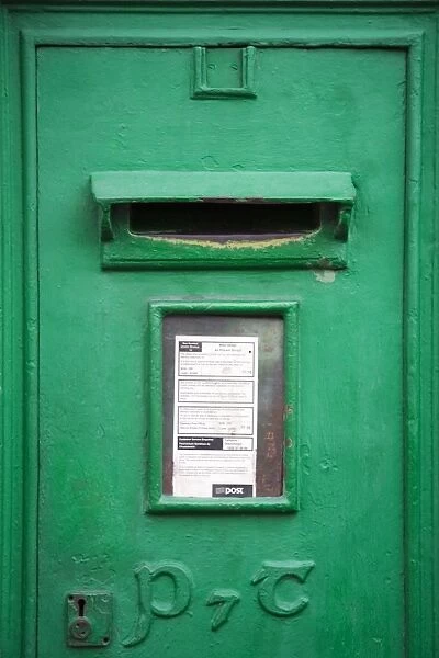 Post Box in Tipperary Town, County Tipperary, Munster, Republic of Ireland, Europe