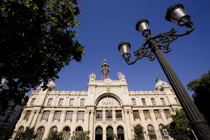 Framed Print : Post Office Building, Plaza del Ayuntamiento (City Hall Square), Valencia, Spain, Europe Framed Print : Post Office Building, Plaza del Ayuntamiento (City Hall Square), Valencia, Spain, Europe
