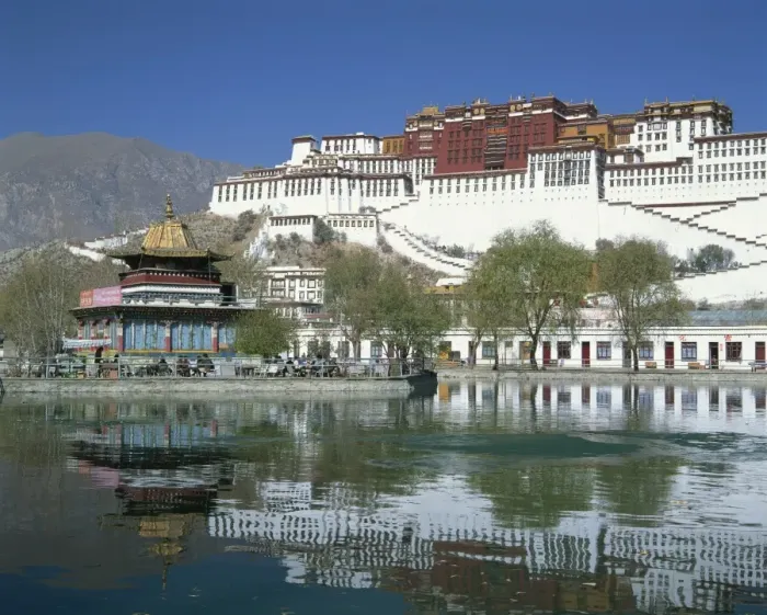 Framed Print : The Potala Palace, UNESCO World Heritage Site, and lake in Lhasa, Tibet, China, Asia Framed Print : The Potala Palace, UNESCO World Heritage Site, and lake in Lhasa, Tibet, China, Asia