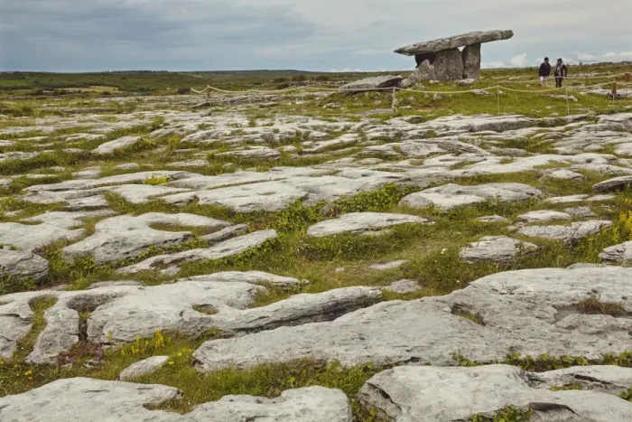 Framed Print : The Poulnabrone dolmen, prehistoric slab burial chamber, The Burren, County Clare Framed Print : The Poulnabrone dolmen, prehistoric slab burial chamber, The Burren, County Clare