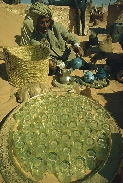 Pouring tea, Algeria, North Africa, Africa