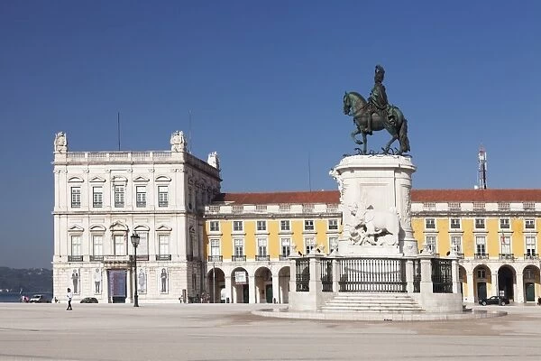 Praca do Comercio, monument of King Jose I, Baixa, Lisbon, Portugal, Europe