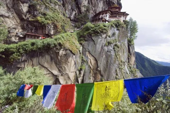 Framed Print : Prayer flags at the Tigers Nest (Taktsang Goemba), Paro Valley, Bhutan, Asia Framed Print : Prayer flags at the Tigers Nest (Taktsang Goemba), Paro Valley, Bhutan, Asia