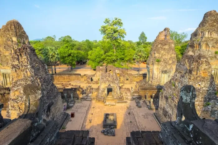 Framed Print : Pre Rup (Prae Roup) temple ruins, Angkor Archaeological Park, UNESCO World Heritage Site Framed Print : Pre Rup (Prae Roup) temple ruins, Angkor Archaeological Park, UNESCO World Heritage Site