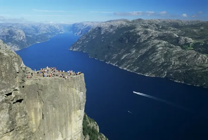 Framed Print : Preikestolen Rock overlooking Lysefjord Framed Print : Preikestolen Rock overlooking Lysefjord