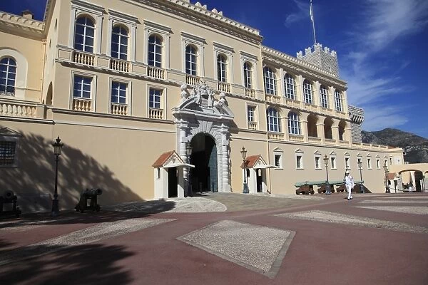 Princes of Grimaldi Palace (Royal Palace), Monaco, Cote d Azur, Mediterranean, Europe