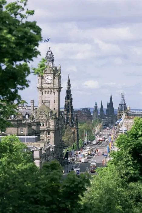 Framed Print : Princes Street Framed Print : Princes Street