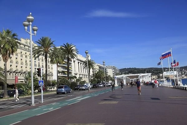 Promenade des Anglais, Nice, Alpes Maritimes, Cote d Azur, French Riviera, Provence, France, Europe