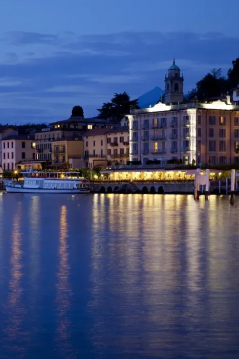Framed Print : Promenade and lake at dusk, Bellagio, Lake Como, Lombardy, Italian Lakes, Italy, Europe Framed Print : Promenade and lake at dusk, Bellagio, Lake Como, Lombardy, Italian Lakes, Italy, Europe