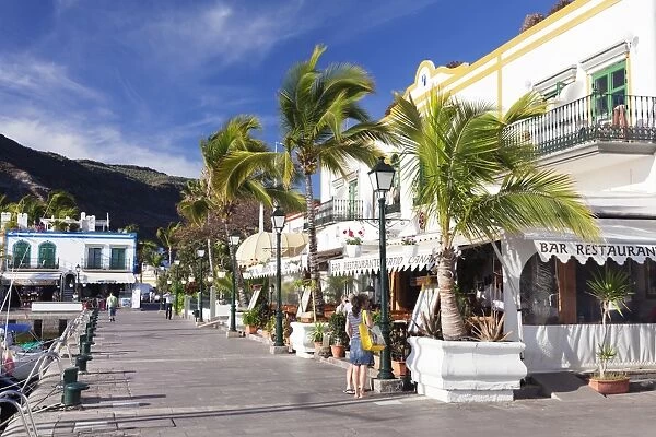 Promenade with restaurants and cafes, Puerto de Mogan, Gran Canaria, Canary Islands, Spain, Europe