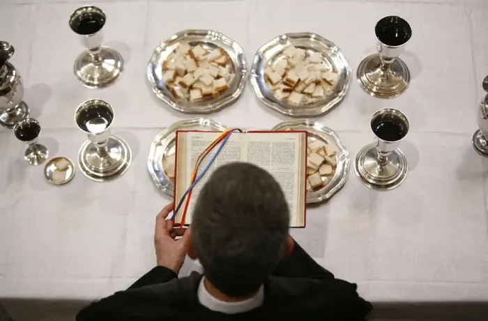 Framed Print : Protestant Eucharist, Paris, Ile de France, France, Europe Framed Print : Protestant Eucharist, Paris, Ile de France, France, Europe