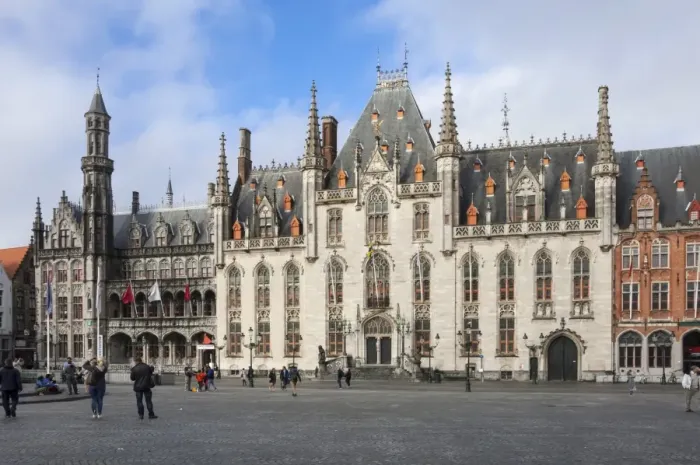 Framed Print : Provinciaal Hoff, Market Square, Bruges, UNESCO World Heritage Site, Belgium, Europe Framed Print : Provinciaal Hoff, Market Square, Bruges, UNESCO World Heritage Site, Belgium, Europe