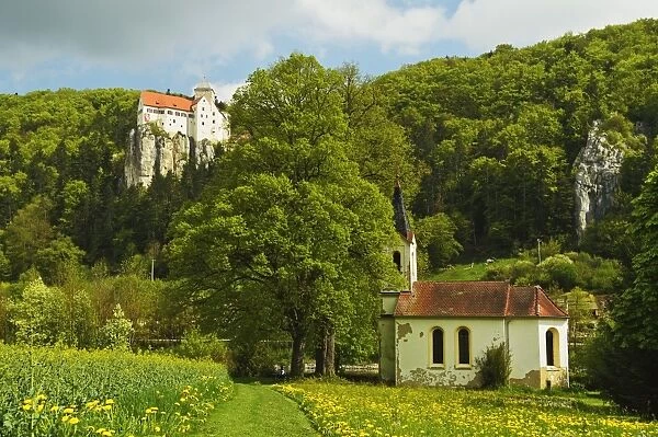Prunn Castle, near Riedenburg, Altmuehl Valley, Bavaria, Germany, Europe