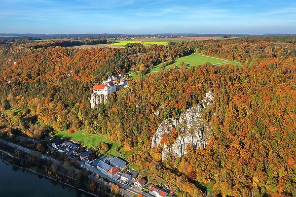 Prunn Castle near Riedenburg, Altmuhl Valley Nature Park, Bavaria, Germany, Europe