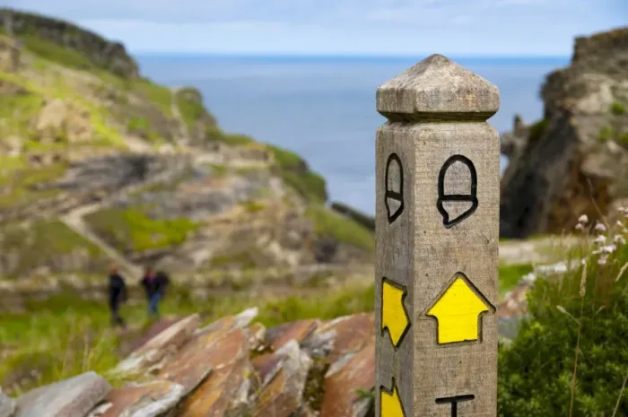 Framed Print : Public footpath sign, Tintagel, Cornwall, England, United Kingdom, Europe Framed Print : Public footpath sign, Tintagel, Cornwall, England, United Kingdom, Europe