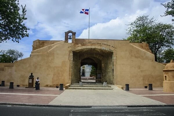 Puerto dal Conde, Old Town, UNESCO World Heritage Site, Santo Domingo, Dominican Republic, West Indies, Caribbean, Central America