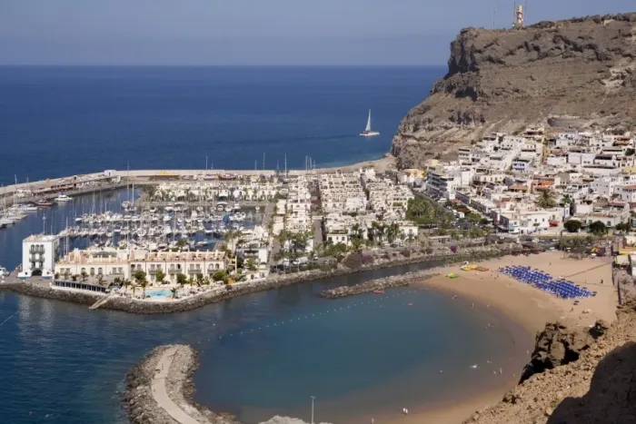 Framed Print : Puerto and Playa Mogan, Grand Canary, Canary Islands, Spain, Atlantic, Europe Framed Print : Puerto and Playa Mogan, Grand Canary, Canary Islands, Spain, Atlantic, Europe