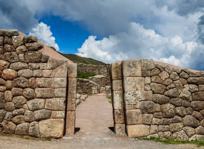 Framed Print : Puka Pukara Ruins, Cusco Region, Peru, South America Framed Print : Puka Pukara Ruins, Cusco Region, Peru, South America