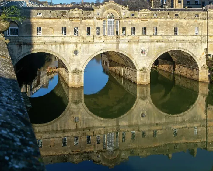 Framed Print : Pulteney Bridge reflected in water of River Avon, UNESCO World Heritage Site, Bath, Somerset, England, United Kindom, Europe Framed Print : Pulteney Bridge reflected in water of River Avon, UNESCO World Heritage Site, Bath, Somerset, England, United Kindom, Europe