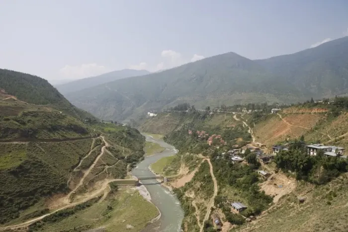 Framed Print : Puna Tsang river, near the village of Wangdue Phodrang, Bhutan, Asia Framed Print : Puna Tsang river, near the village of Wangdue Phodrang, Bhutan, Asia