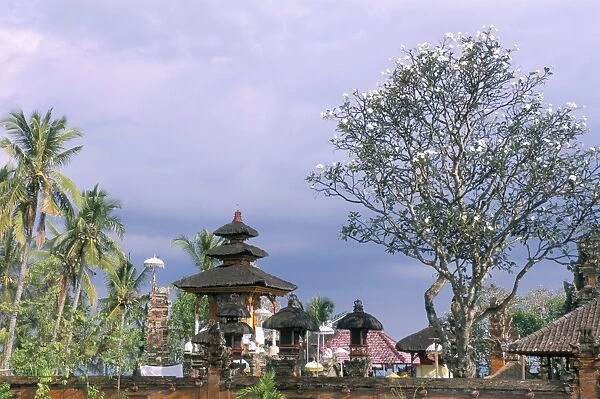 Pura Rambut Siwi temple