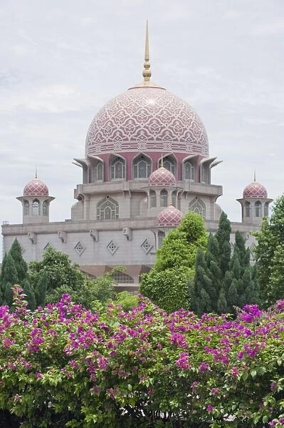 Putra Mosque, Putrajaya, Malaysia, Southeast Asia, Asia
