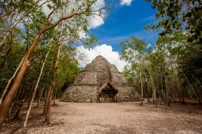 Framed Print : Pyramid in the Ancient Mayan ruins of Coba, outside of Tulum, Mexico, North America Framed Print : Pyramid in the Ancient Mayan ruins of Coba, outside of Tulum, Mexico, North America