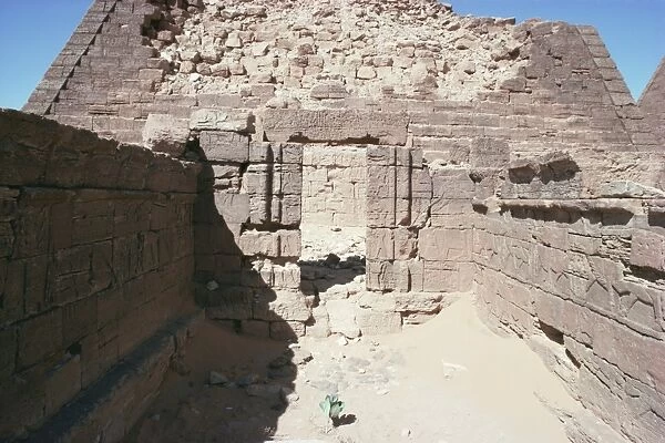 Pyramid, Meroe
