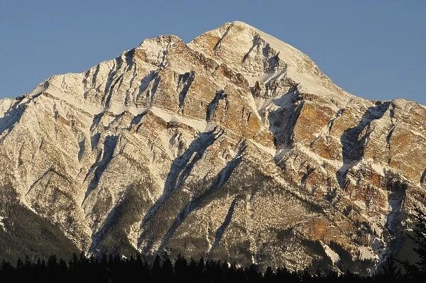 Pyramid Mountain, Jasper National Park, UNESCO World Heritage Site, Alberta