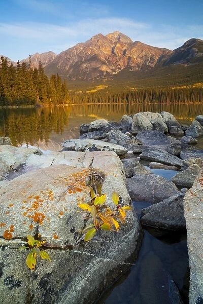Pyramid Mountain and Pyramid Lake, Jasper National Park, UNESCO World Heritage Site, Alberta, Rocky Mountains, Canada, North America