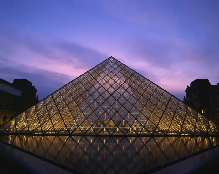 Framed Print : The Pyramide du Louvre illuminated at dusk, Musee du Lourve, Paris, France, Europe Framed Print : The Pyramide du Louvre illuminated at dusk, Musee du Lourve, Paris, France, Europe