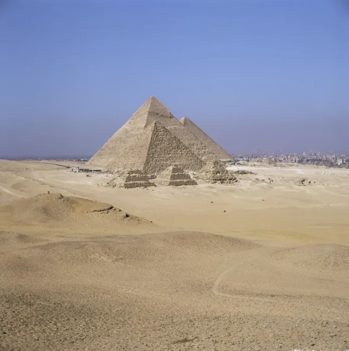 Framed Print : Pyramids at Giza, UNESCO World Heritage Site, near Cairo, Egypt, North Africa, Africa Framed Print : Pyramids at Giza, UNESCO World Heritage Site, near Cairo, Egypt, North Africa, Africa