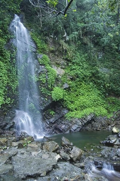 Qingren valley waterfall