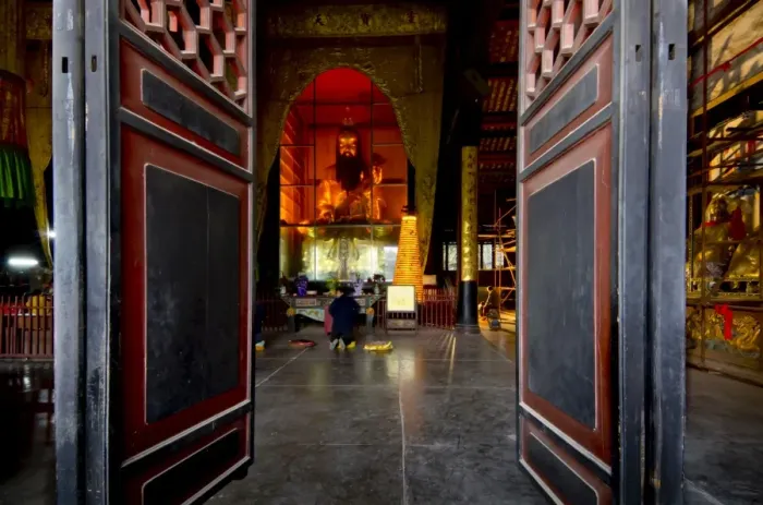 Framed Print : Qingyang Gong monastery temple complex, Chengdu, Sichuan, China, Asia Framed Print : Qingyang Gong monastery temple complex, Chengdu, Sichuan, China, Asia