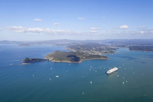 Queen Mary II visits the Bay of Islands, Northland, North Island, New Zealand, Pacific