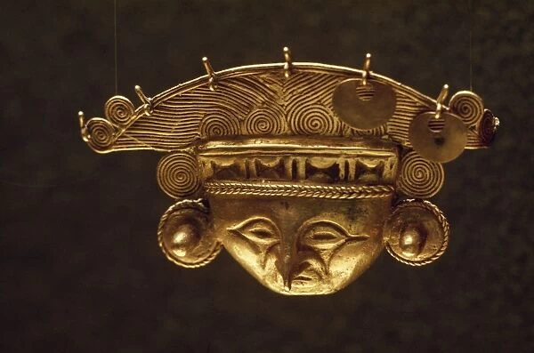Quimbaya head, Gold Museum, Bogota, Colombia, South America