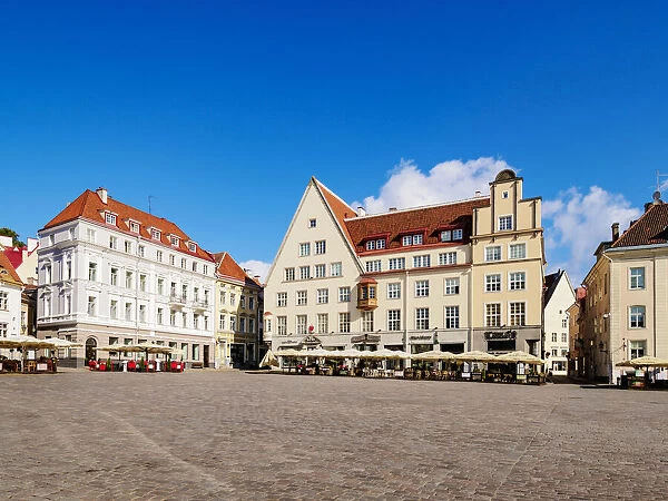 Raekoja plats, Old Town Market Square, UNESCO World Heritage Site, Tallinn, Estonia, Europe