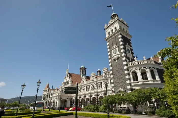 Framed Print : Railway Station, Dunedin, Otago, South Island, New Zealand, Pacific Framed Print : Railway Station, Dunedin, Otago, South Island, New Zealand, Pacific