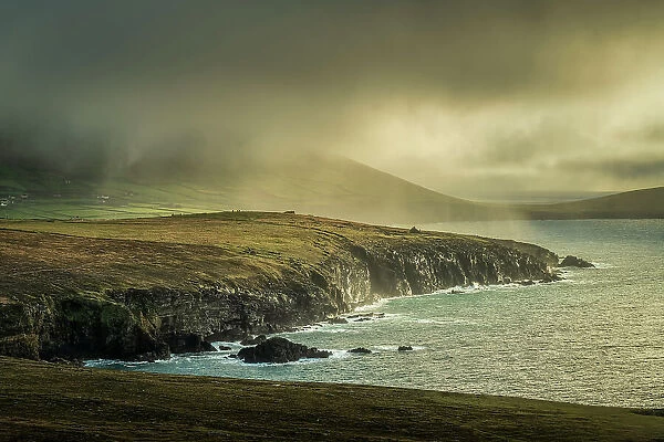 Rain sweeping across cliff tops, Dingle Peninsula, County Kerry, Munster, Republic of Ireland (Eire), Europe