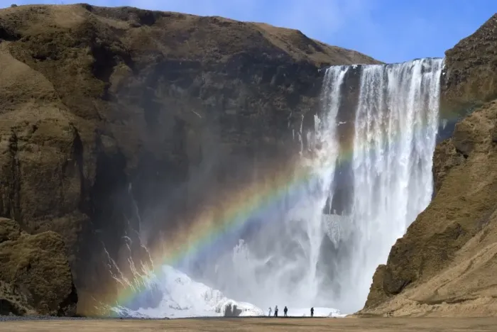 Framed Print : Rainbow over Skogafoss waterfall, South Iceland, Iceland, Polar Regions Framed Print : Rainbow over Skogafoss waterfall, South Iceland, Iceland, Polar Regions