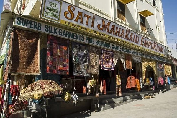 Rajasthani fabirc shops