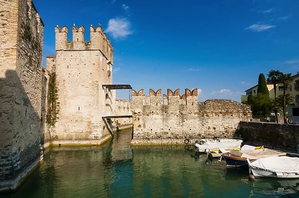 Ramparts of Scaliger Castle dating from the13th century, Sirmione, Lake Garda, Brescia province, Lombardy, Italy, Europe