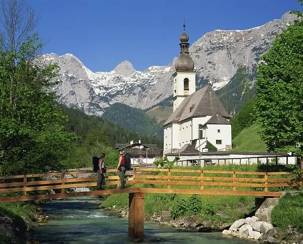 Ramsau village church and mountains