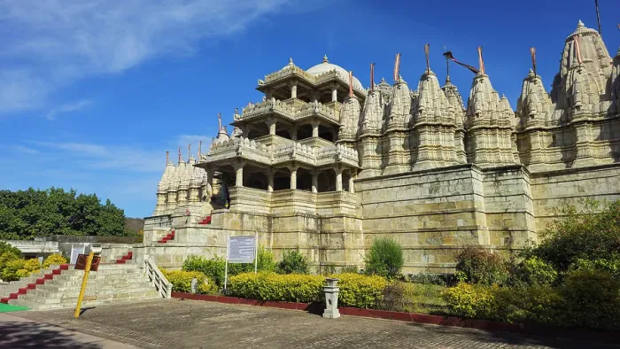 Framed Print : Ranakpur Jain temple (Chaturmukha Dharana Vihara), Ranakpur, Rajasthan, India Framed Print : Ranakpur Jain temple (Chaturmukha Dharana Vihara), Ranakpur, Rajasthan, India