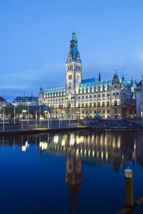 Framed Print : Rathaus (City Hall) illuminated at night reflected in a canal, Hamburg, Germany, Europe Framed Print : Rathaus (City Hall) illuminated at night reflected in a canal, Hamburg, Germany, Europe