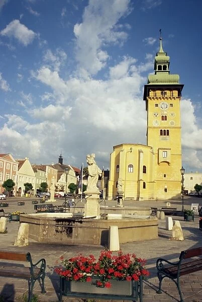 Rathaus with Renaissance tower and Rathauskapelle, Hauptplatz, Retz, Lower Austria