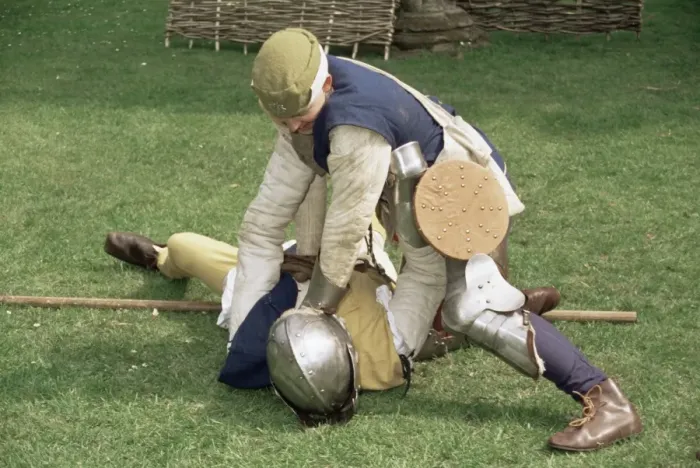 Framed Print : Re-enactment of medieval combat, Wars of the Roses Society, Worcester, England