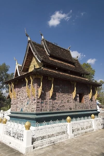 Reclining Buddha Shrine (Red Chapel), Wat Xieng Thong, UNESCO World Heritage Site, Luang Prabang, Laos, Indochina, Southeast Asia, Asia