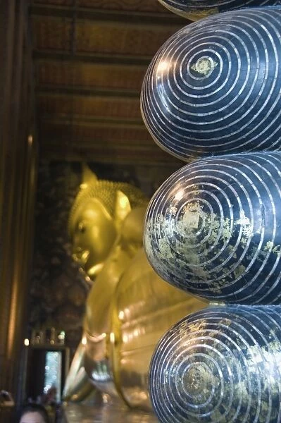 Reclining Buddha statue 150 feet long, Wat Pho (Wat Phra Chetuphon), Bangkok